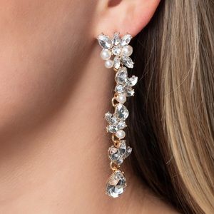 ❤️Light at the Opera Earrings
